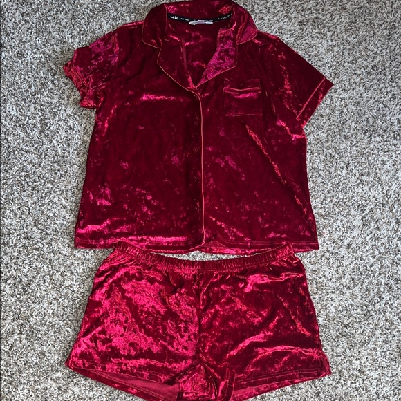 Nicole Miller Other - Nicole Miller Luxurious Velvet Pajama Set in Rich Red